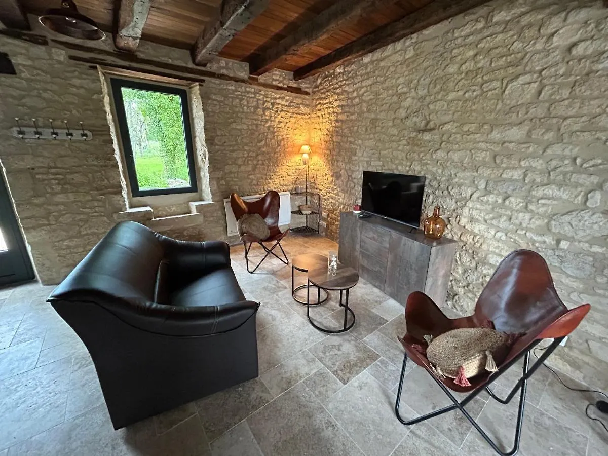 Holiday home Les Noyers De Gaudelle Villa Saint-Sozy
