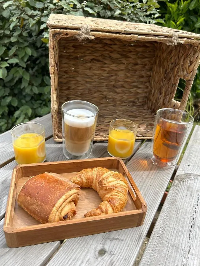 Holiday home Les Noyers De Gaudelle Villa Saint-Sozy France