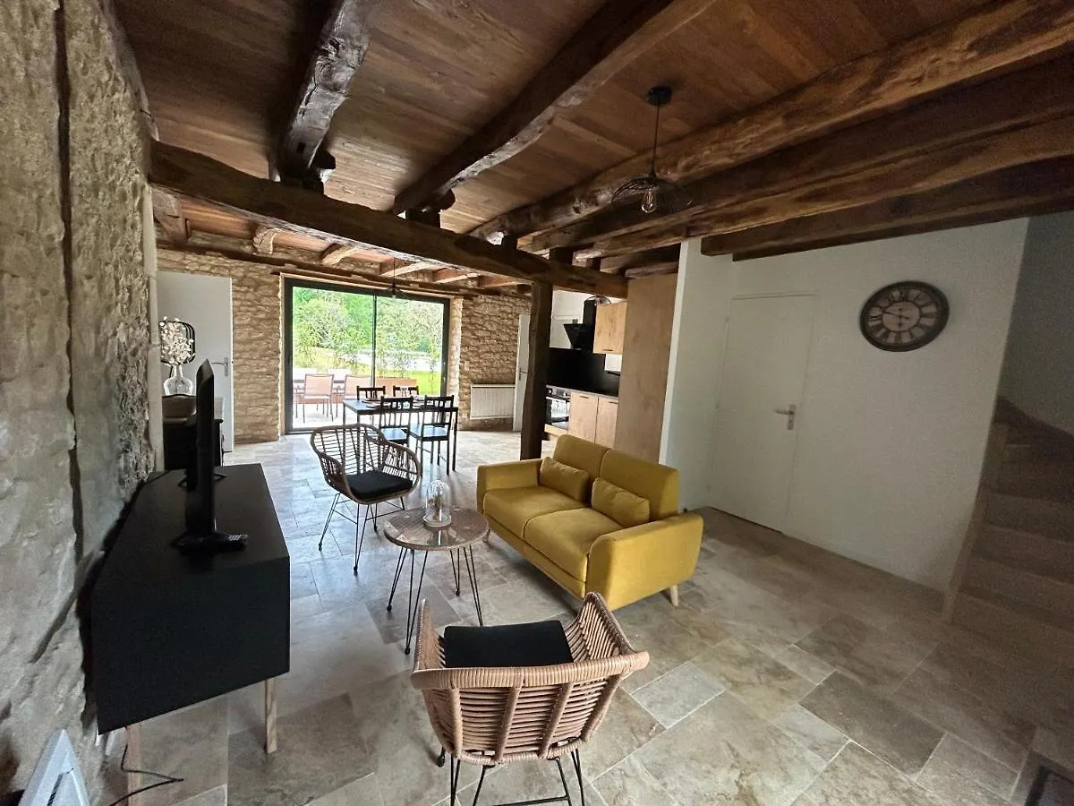 Saint-Sozy Les Noyers De Gaudelleヴィラ フランス